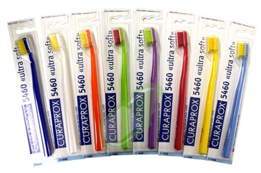 Curaden Curaprox Sensitive Ultrasoft Spazzolino CS 5460 Colori Misti